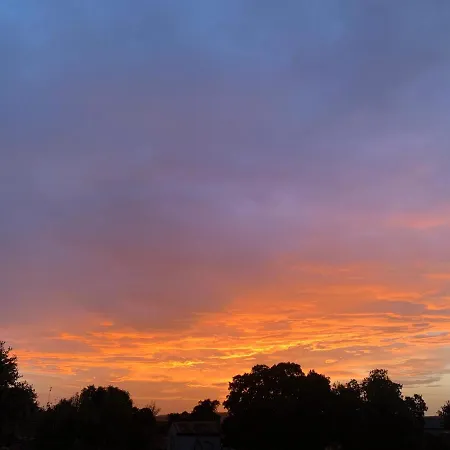 La Casa De Mis Padres